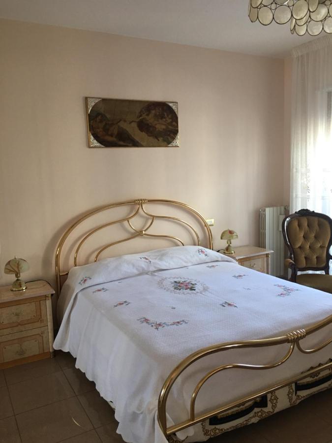 Апартаменты La Tua Casa A Матера Экстерьер фото